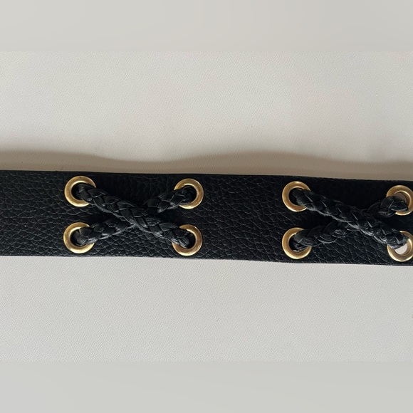 Michael Kors black leather belt w/ gold grommets & cord detail. Like new. Sz M - Picture 6 of 7